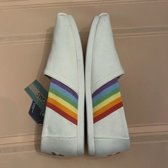 Tom’s  brand new with tags. Never worn rainbow Pride Tom’s - Picture 2 of 6